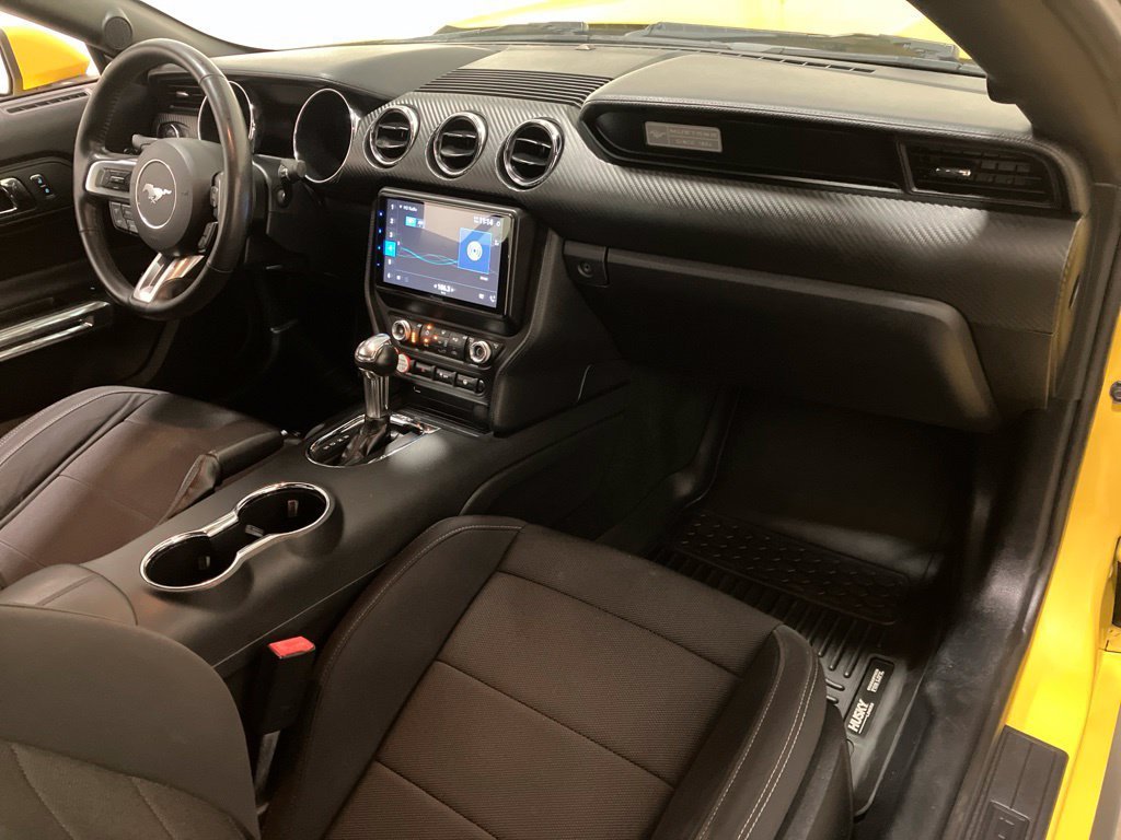 Used 2016 Yellow Ford V6 image 12