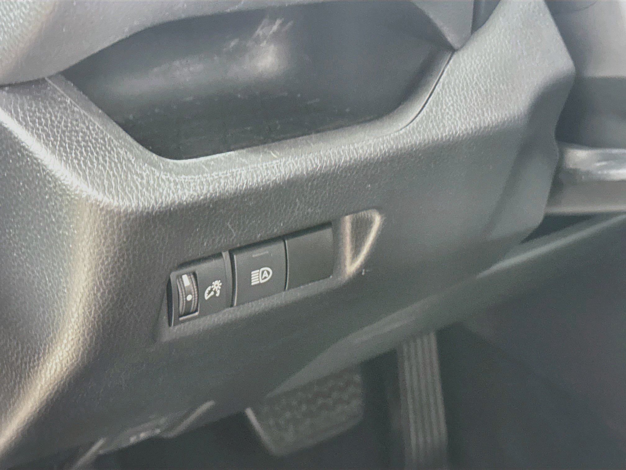 Used 2021 Magnetic Gray Metallic Toyota LE image 10