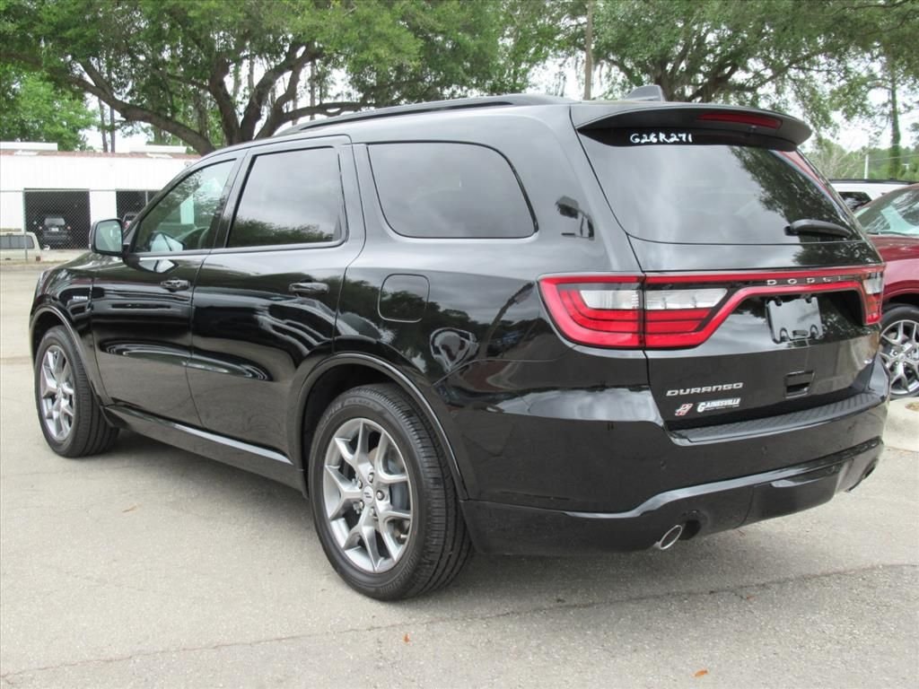 New 2026 Diamond Black Clear-Coat Exterior Paint Dodge GT Plus HEMI V8 image 5