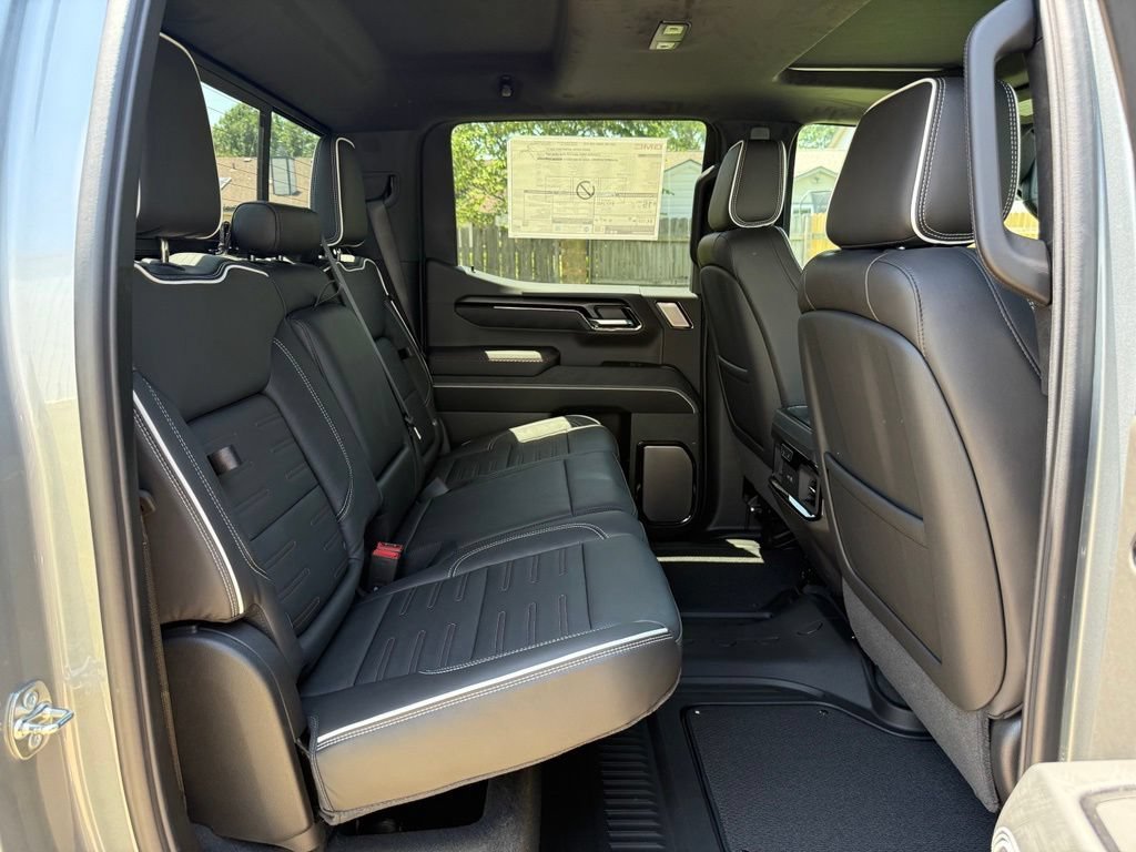 2026 GMC Sierra 1500 AT4X - Photo 19