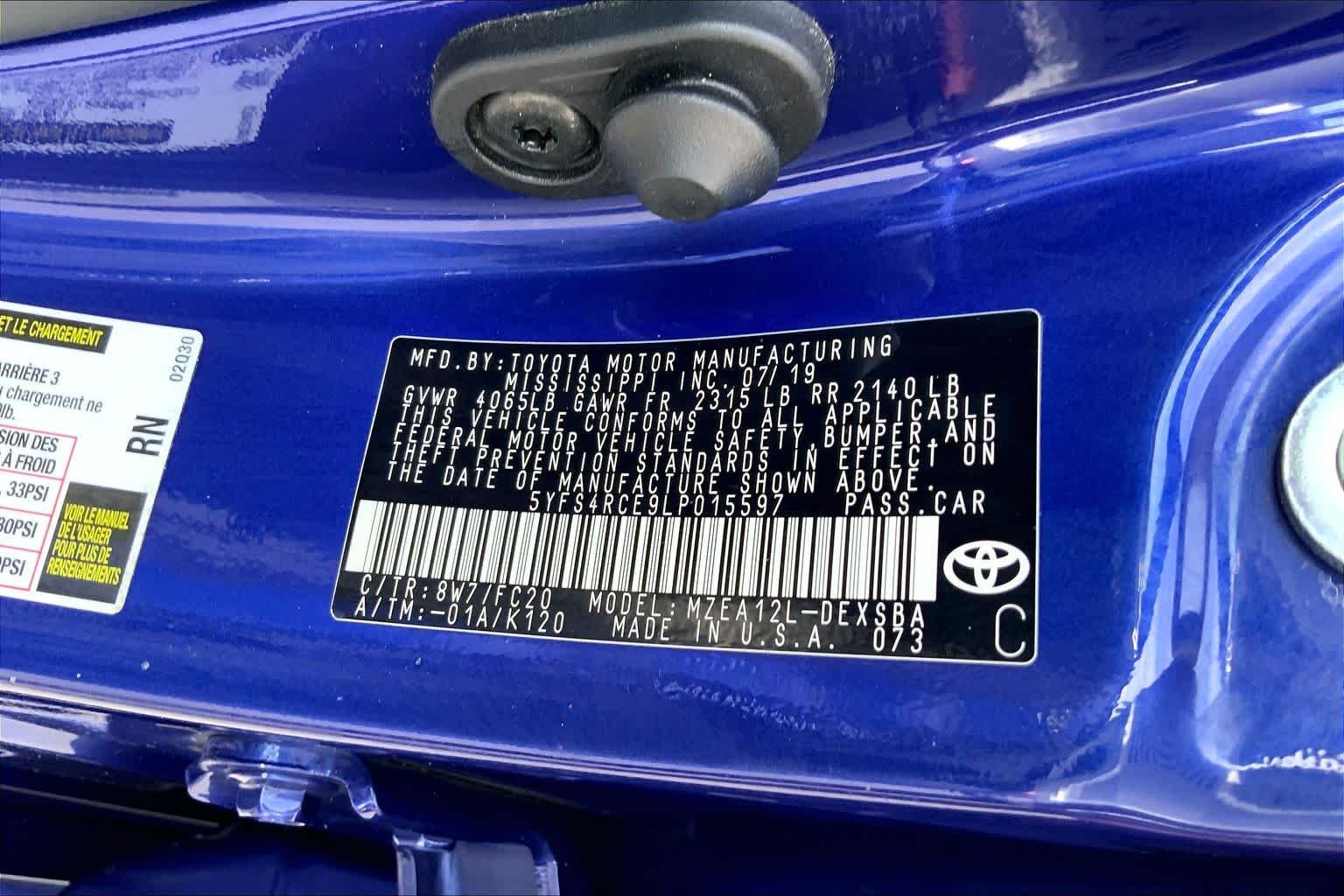 Used 2020 Blue Crush Metallic Toyota SE image 35