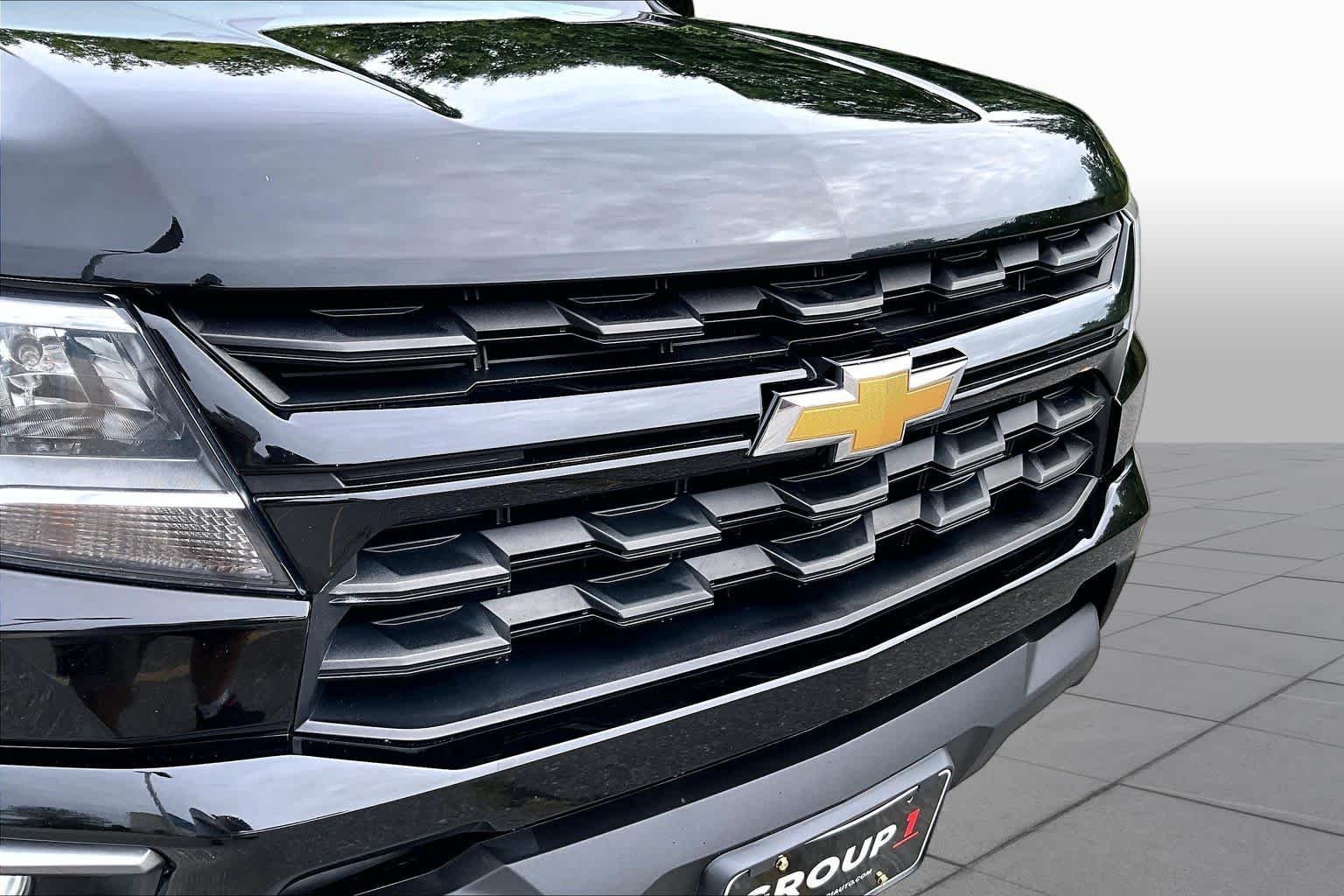 Used 2022 Black Chevrolet 4WD LT image 32