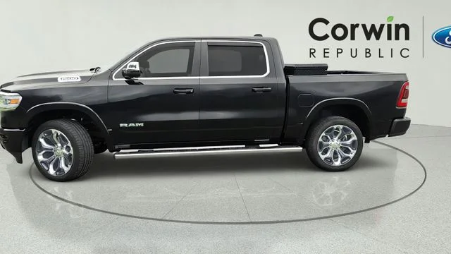 Used 2023 Diamond Black Ram Limited image 2
