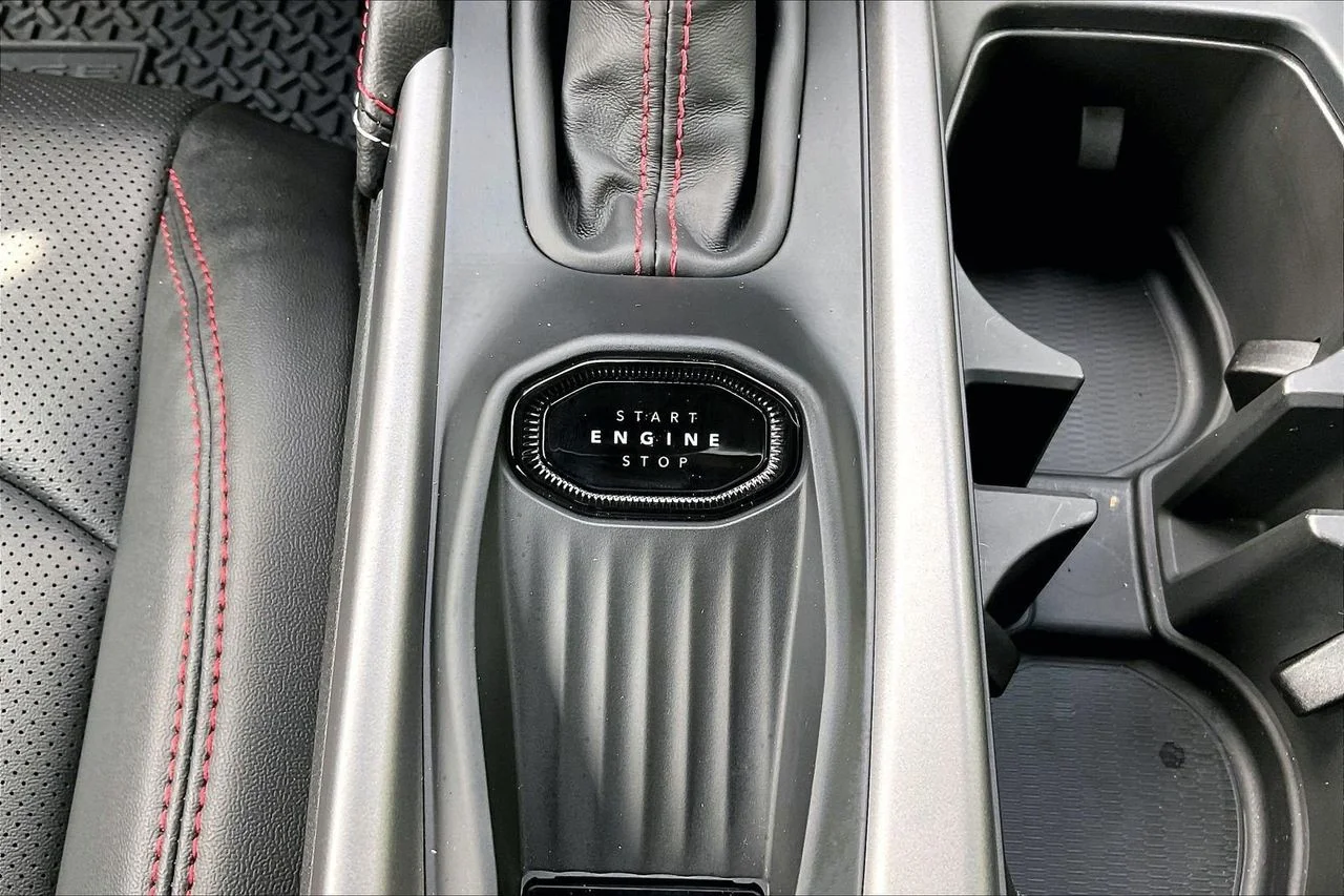 New 2026 Pitch Black Dodge R/T Plus image 16