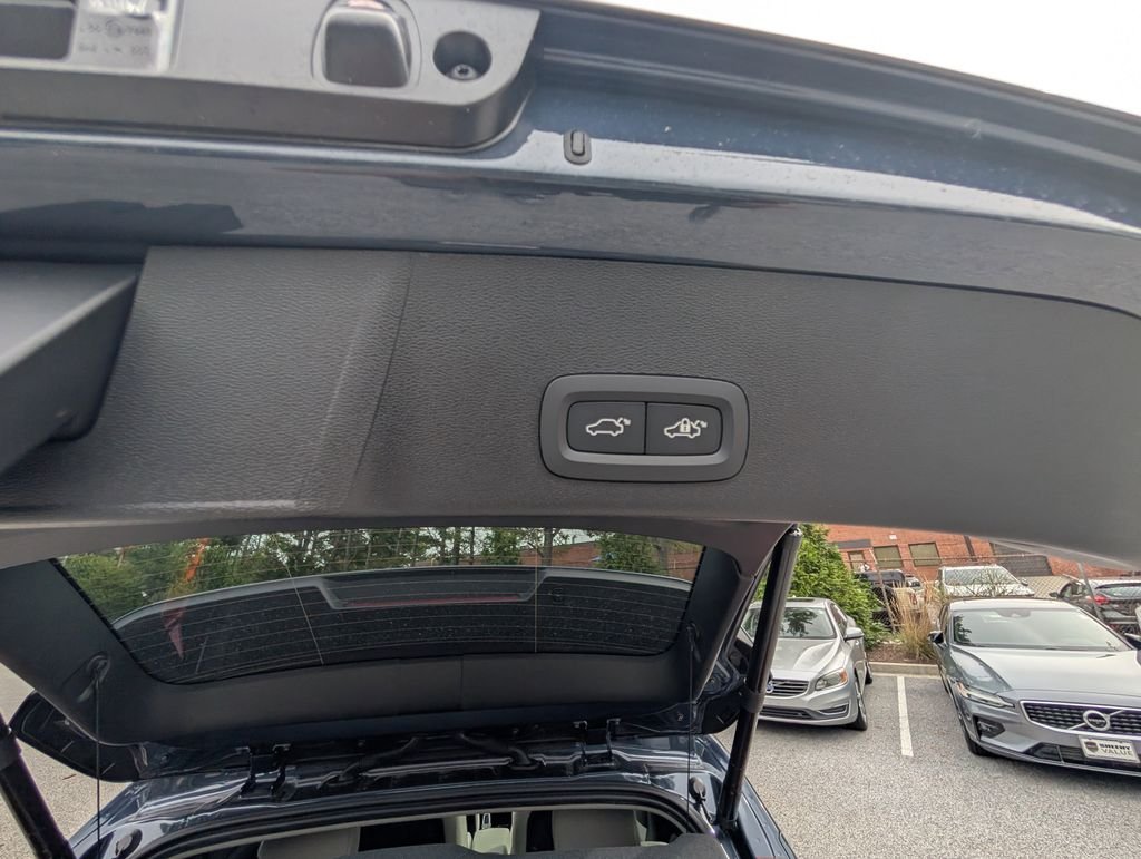 2026 Volvo XC40 Ultra - Photo 6