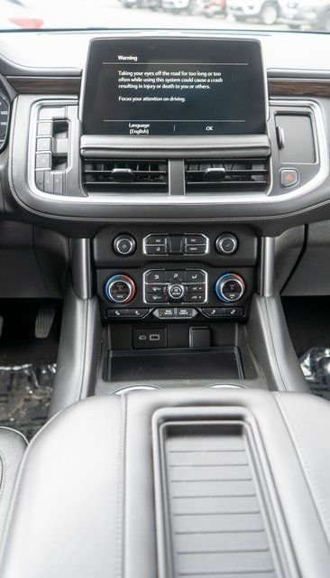Used 2021 Gray Chevrolet Z71 image 15