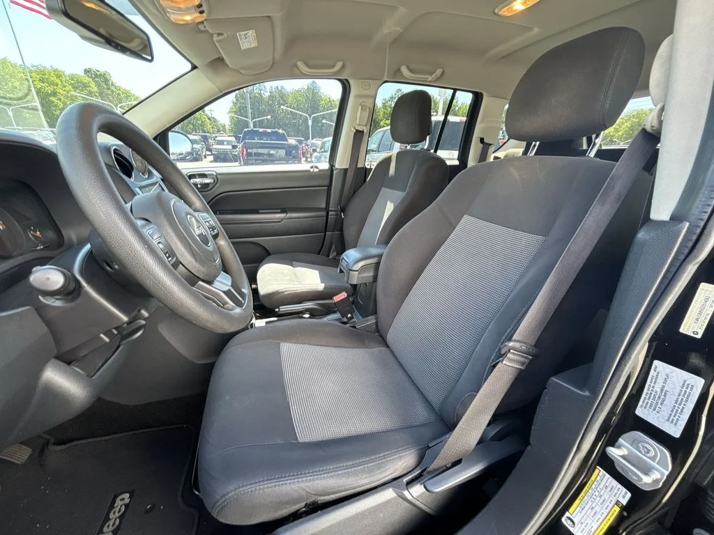 Used 2016 Black Jeep Sport image 13