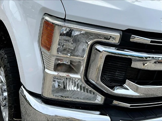 Used 2022 White Ford XL image 30
