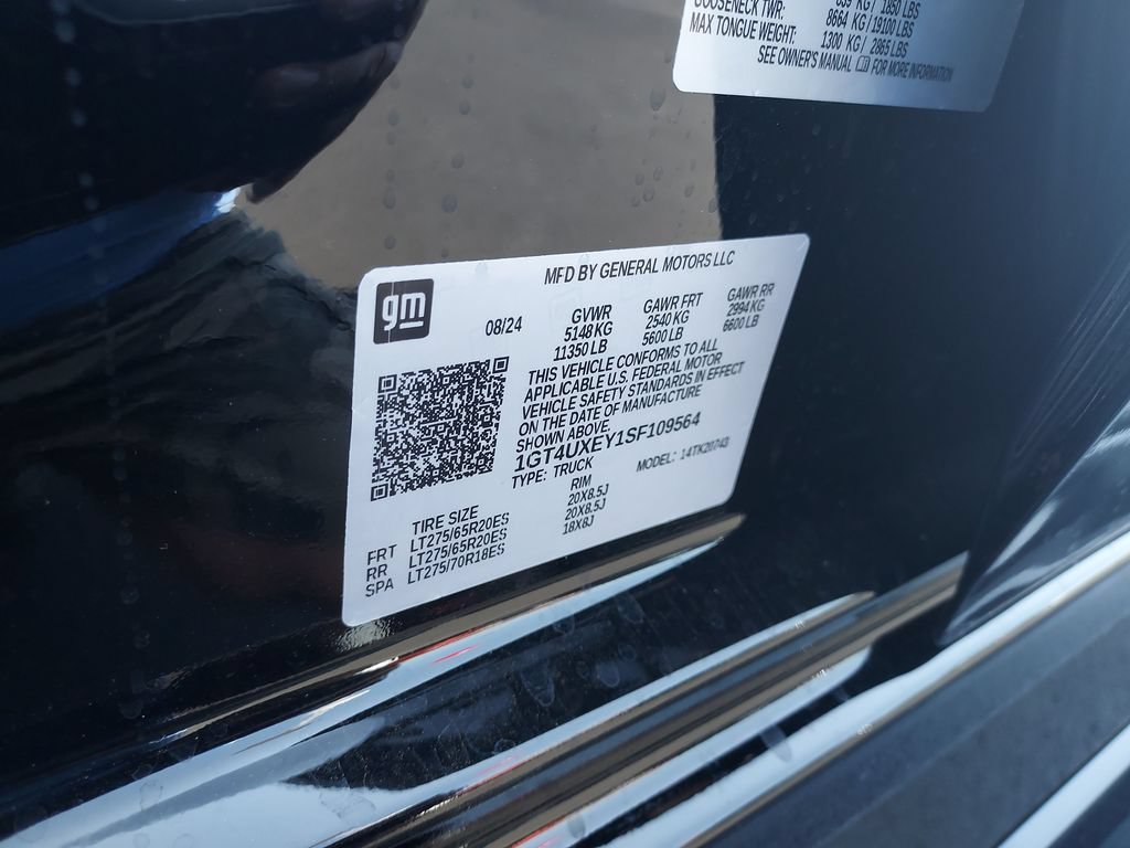 Used 2025 Onyx Black GMC Denali Ultimate image 25