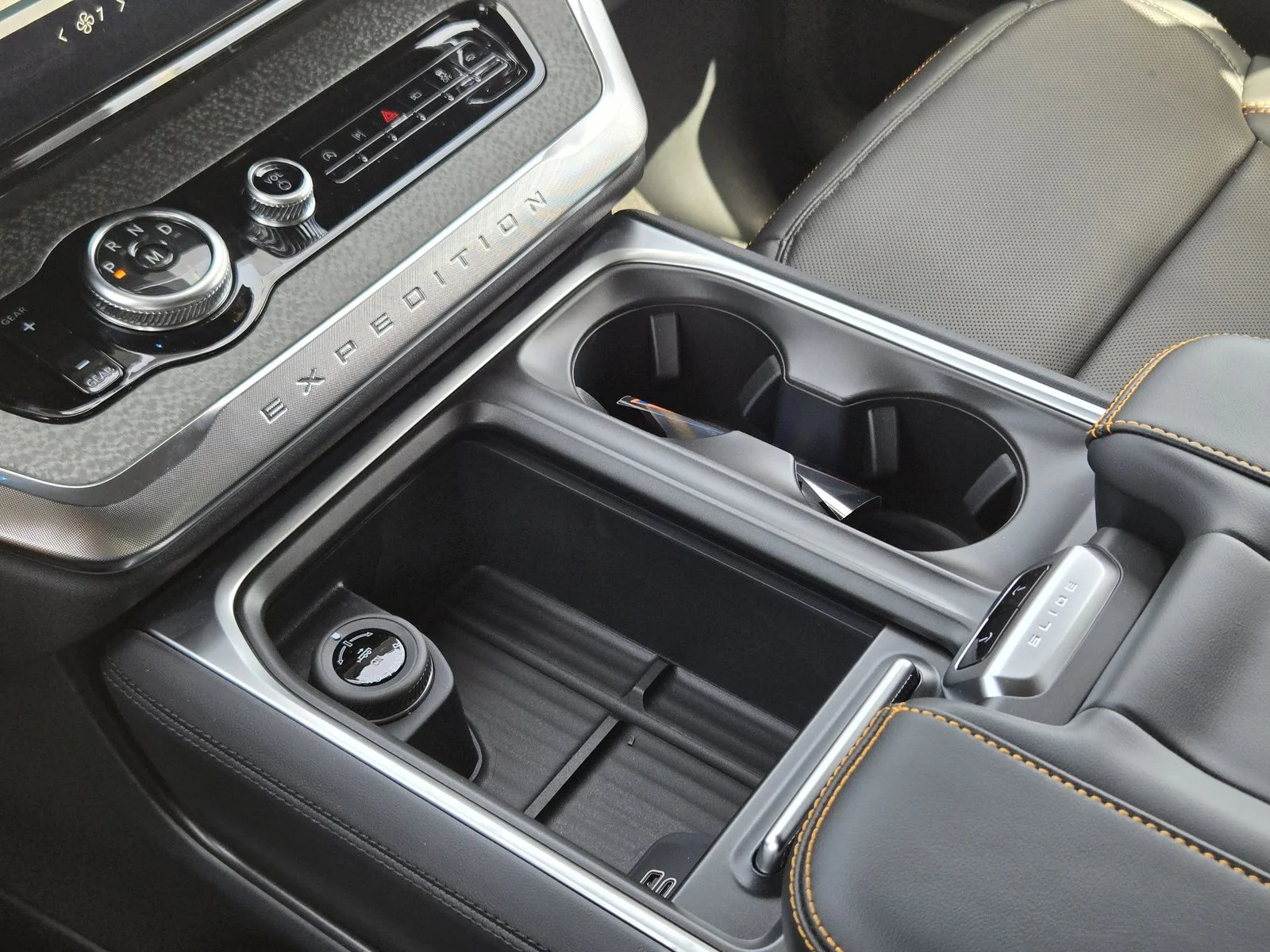 New 2026 Glacier Gray Metallic Tri-Coat Ford Tremor® image 15