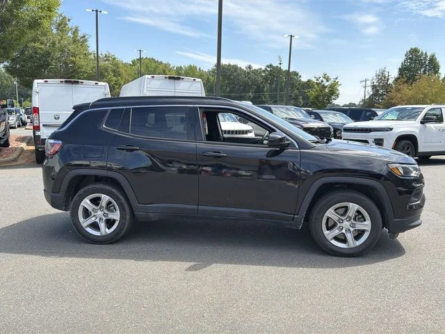 Used 2024 Black Jeep Latitude image 5