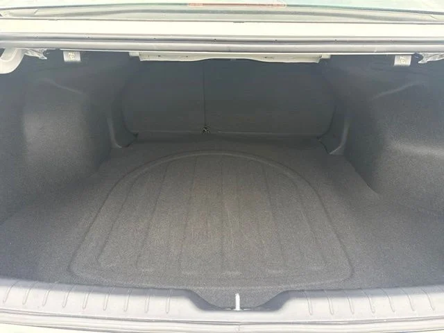 Used 2025 White Kia EX image 29