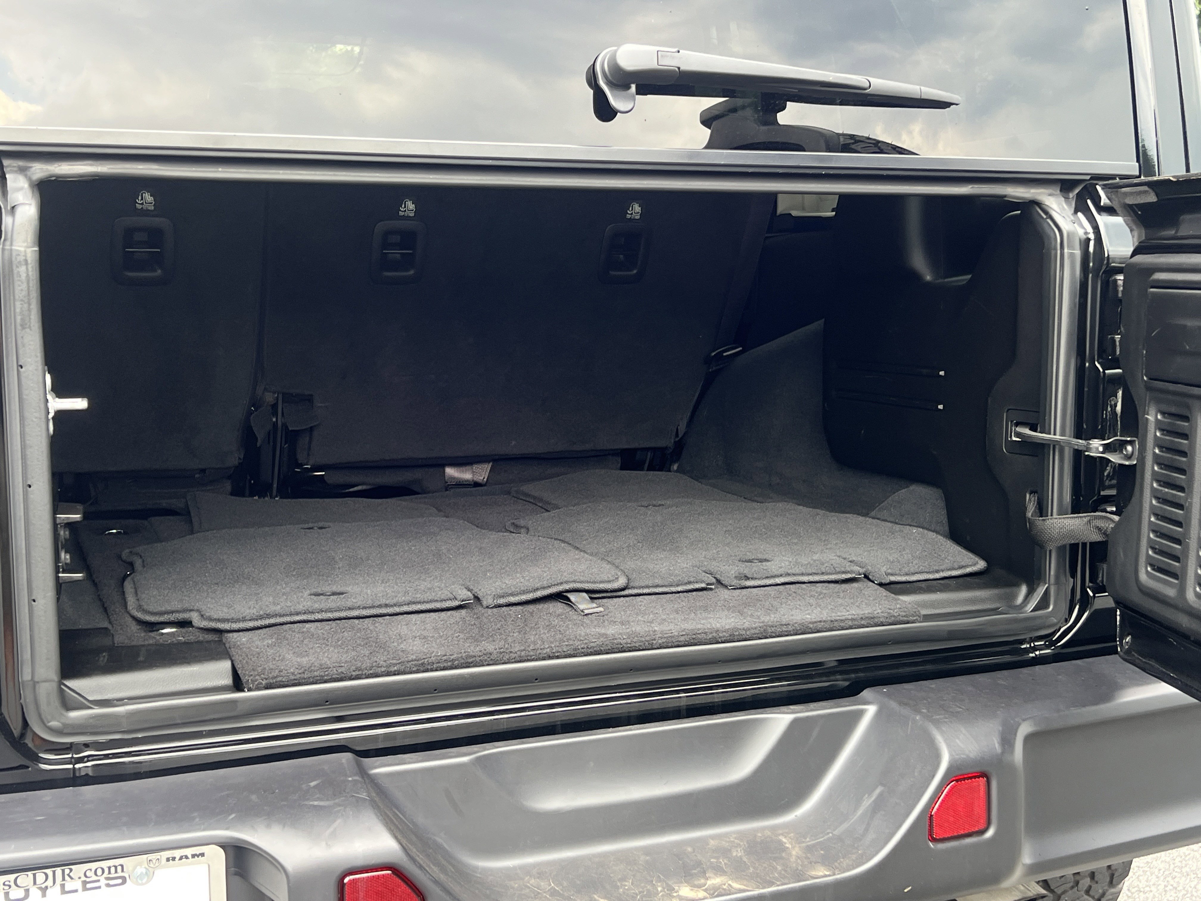 Used 2025 Black Clearcoat Jeep Rubicon image 22
