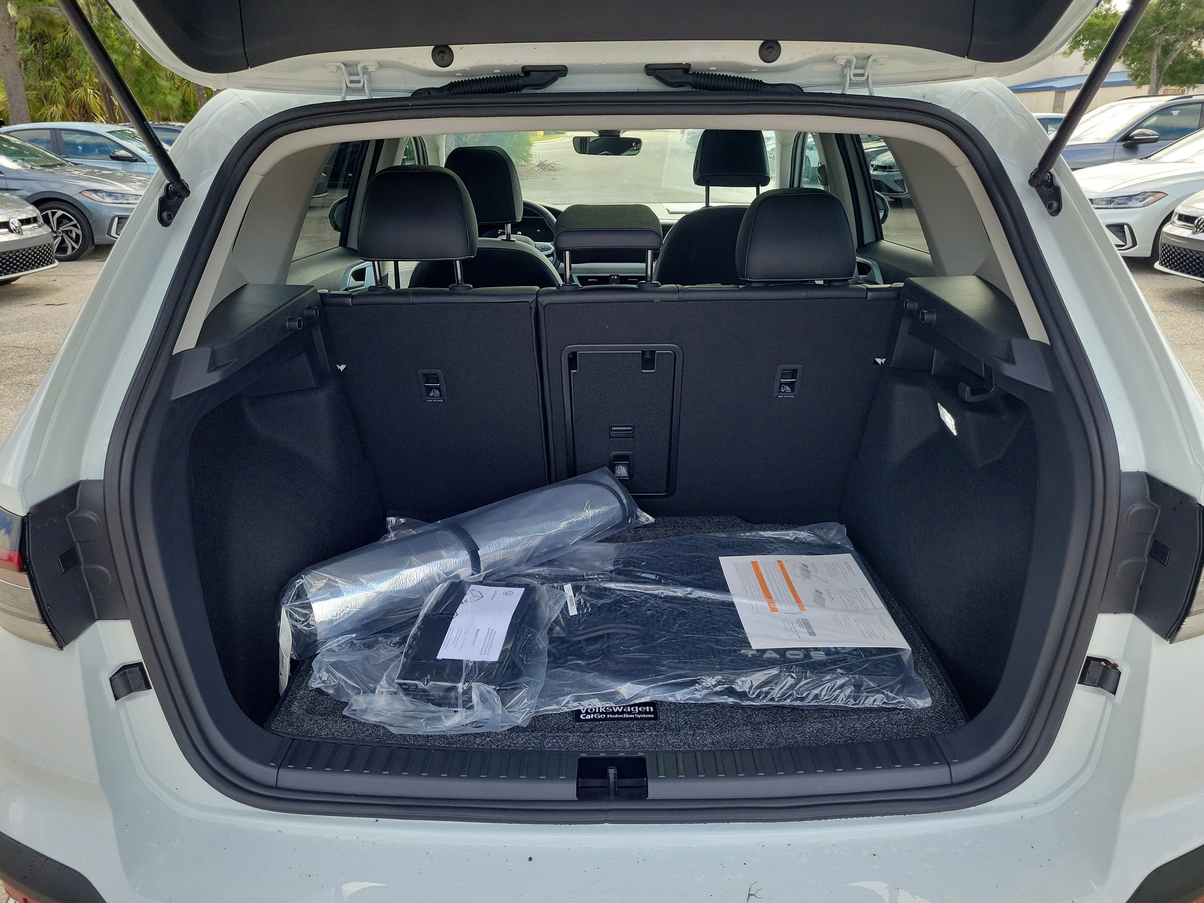 New 2026 White Volkswagen 1.5T SE image 11