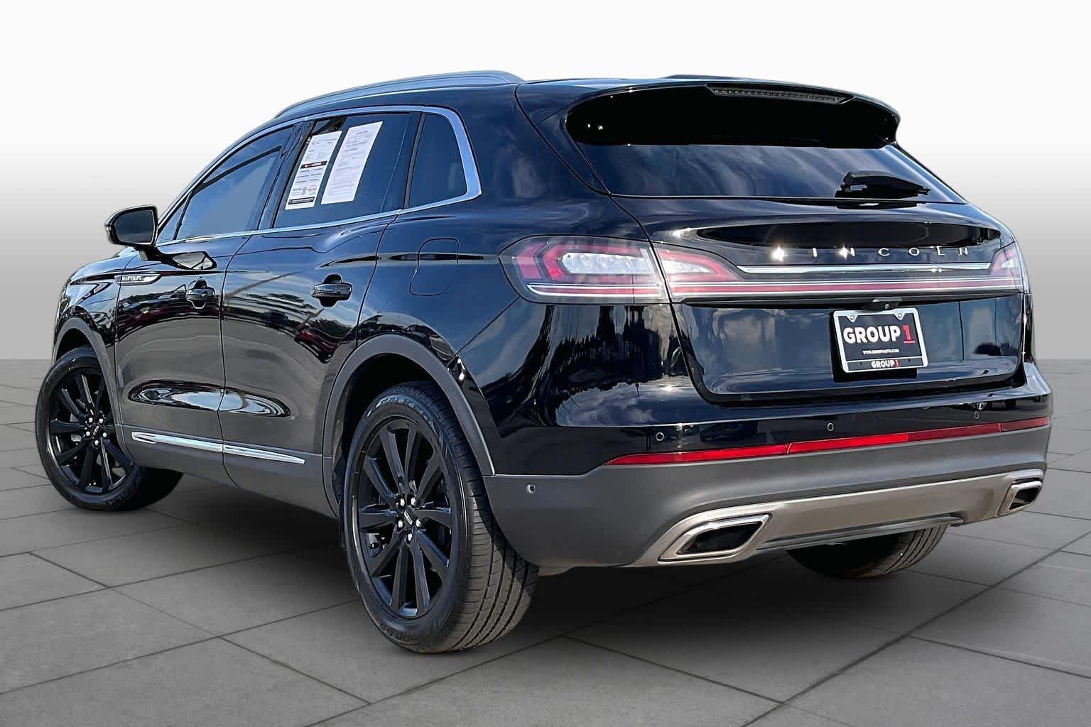 Used 2021 Infinite Black Lincoln Reserve image 12
