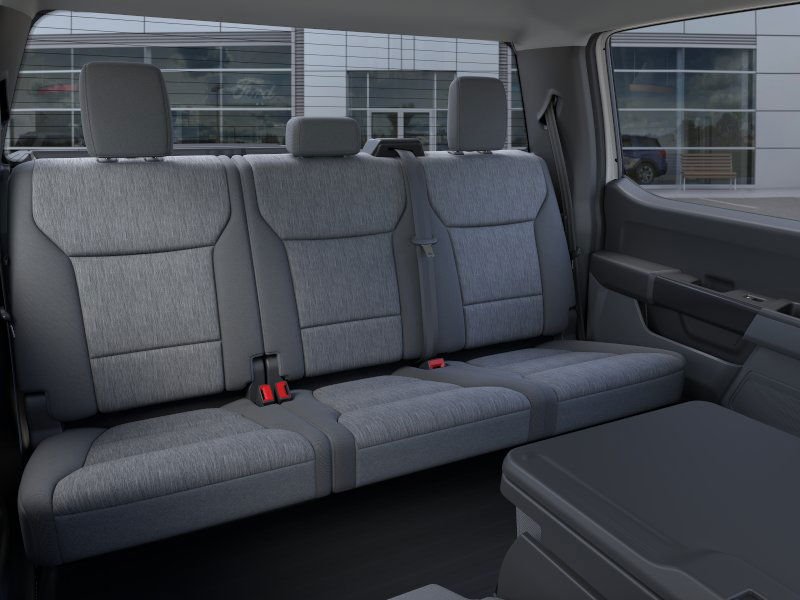 New 2026 Oxford White Ford XL image 33
