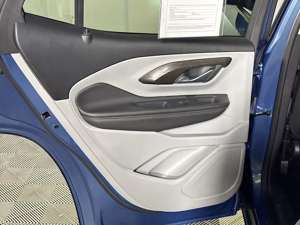 Used 2024 Blue GMC SLE image 18