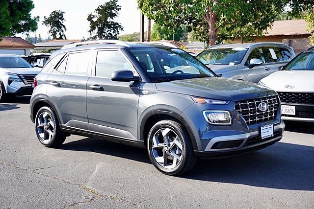 Used 2026 Gray Hyundai SEL image 5