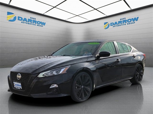 2022 Nissan Altima SR