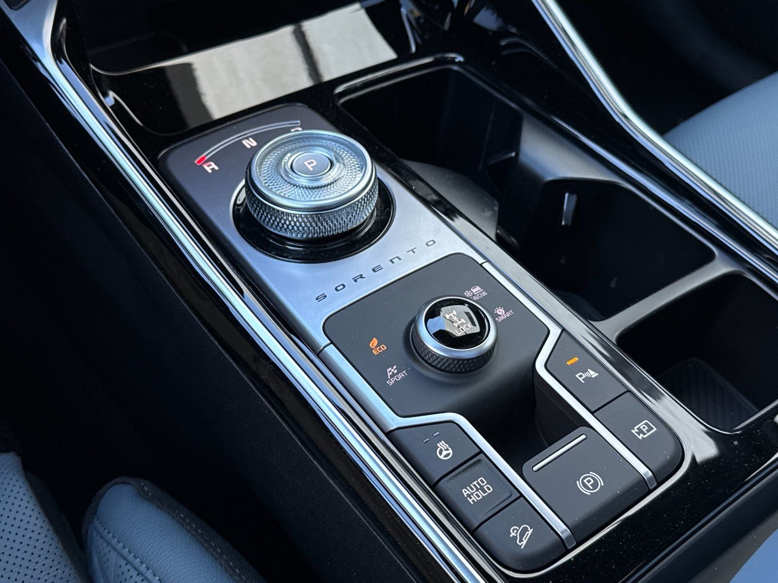 2025 Kia Sorento SX Prestige Hybrid - Photo 24