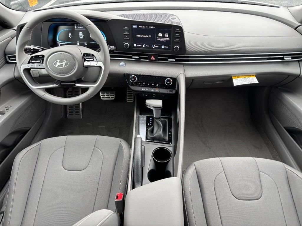 2026 Hyundai Elantra SEL Sport - Photo 6