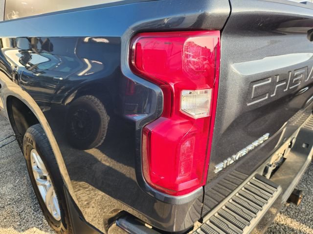 Used 2021 SHADOW GRAY METALLIC Chevrolet RST image 7