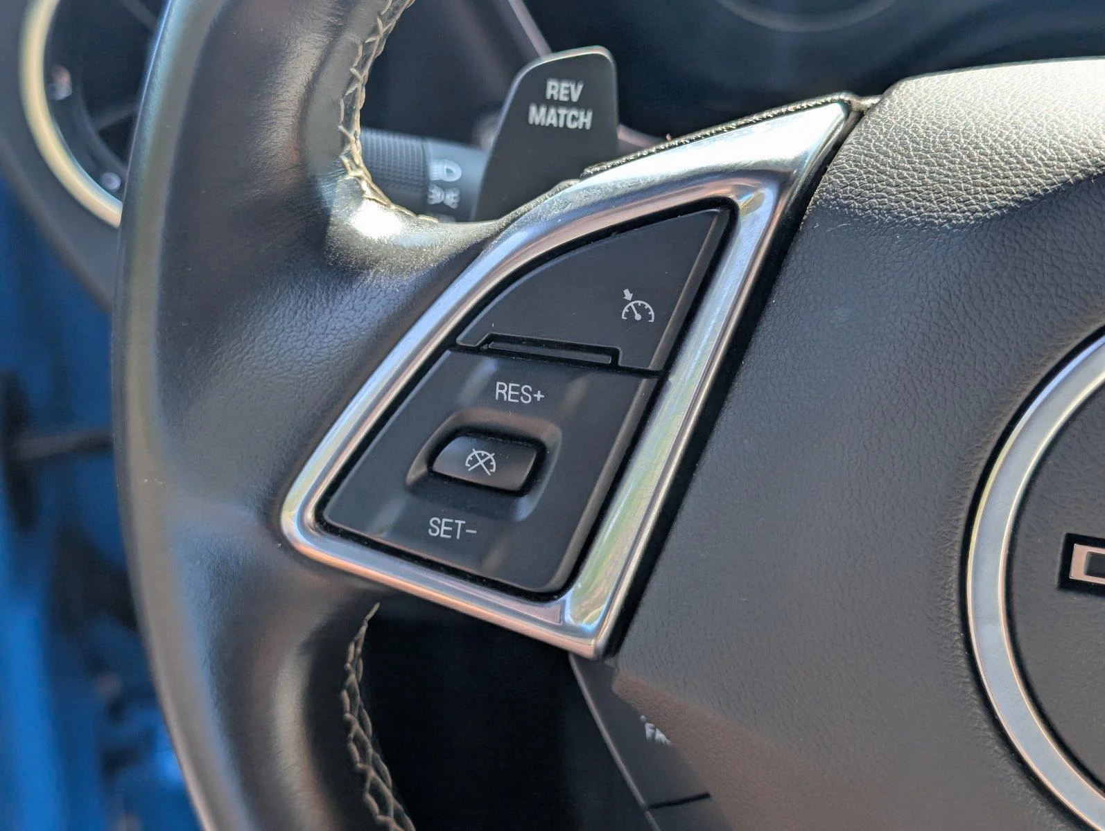 Used 2022 Rapid Blue Chevrolet LT1 image 32