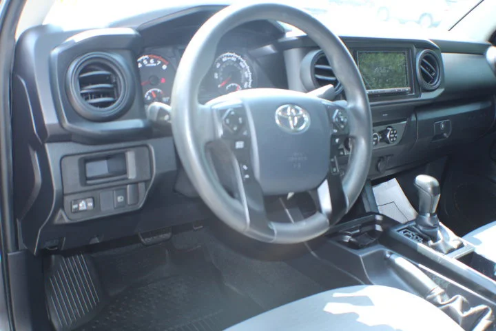 Used 2019 Red Toyota  image 7