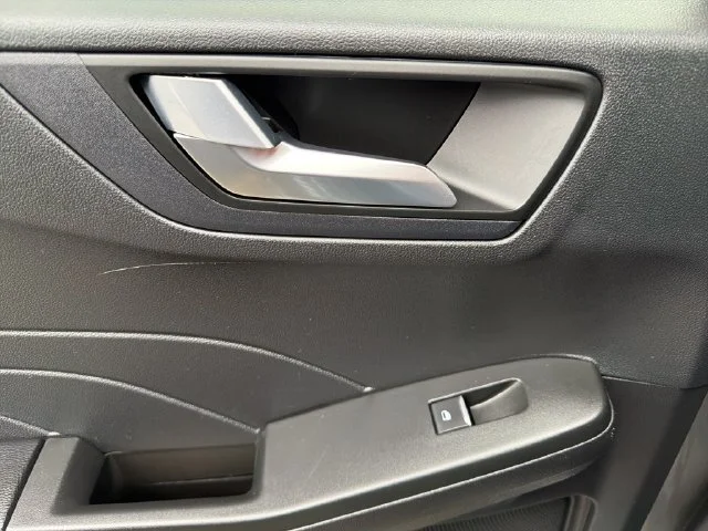 Used 2022 Gray Ford SEL image 40