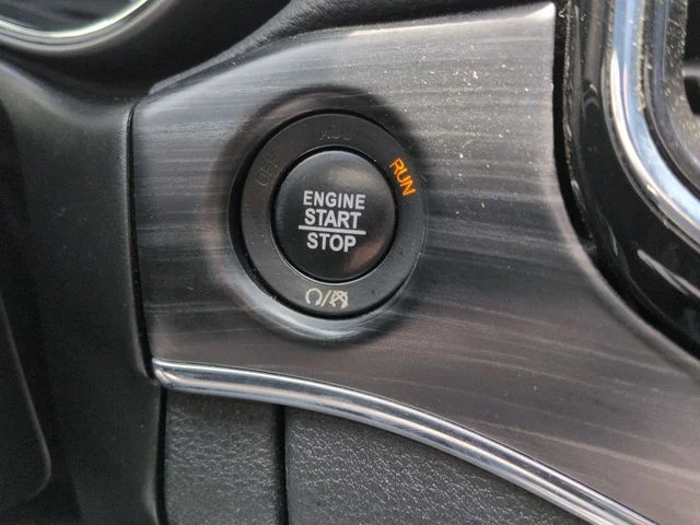Used 2022 White Jeep Limited image 19