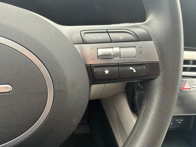 Used 2025 Red Hyundai SEL image 14
