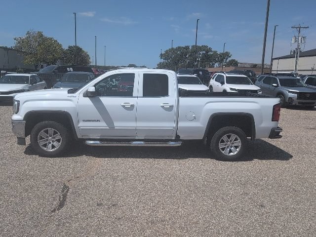 Used 2017 SUMMIT WHITE GMC SLE image 2