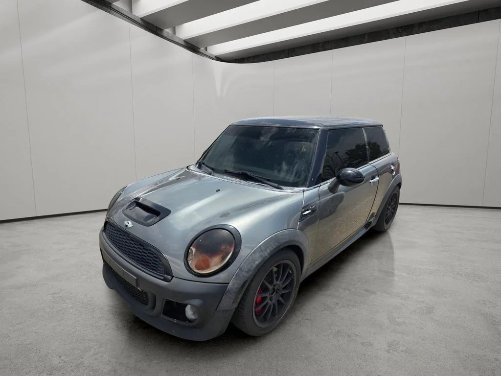 Used 2009 British Racing Green Metallic MINI John Cooper Works image 2