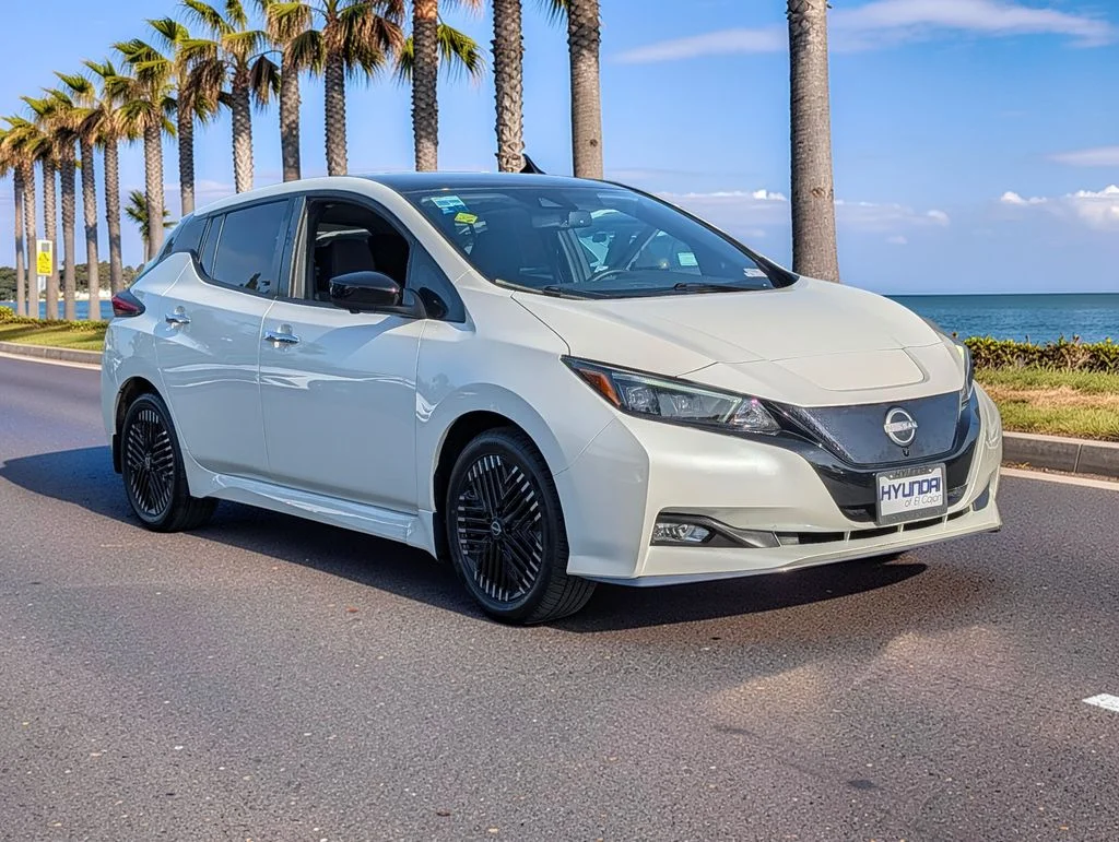 Used 2024 Black Nissan SV Plus image 4