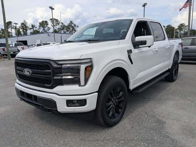 New 2026 Oxford White Ford Lariat® image 8
