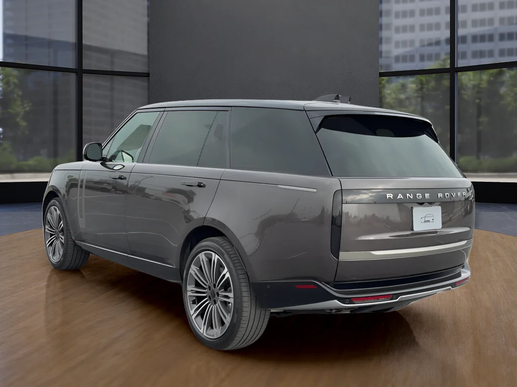 New 2026  Land Rover SE image 3