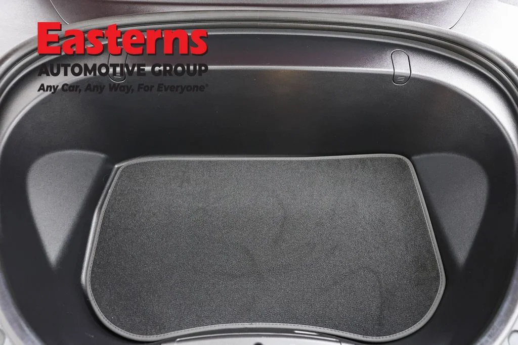 Used 2018 Red Tesla Long Range image 7