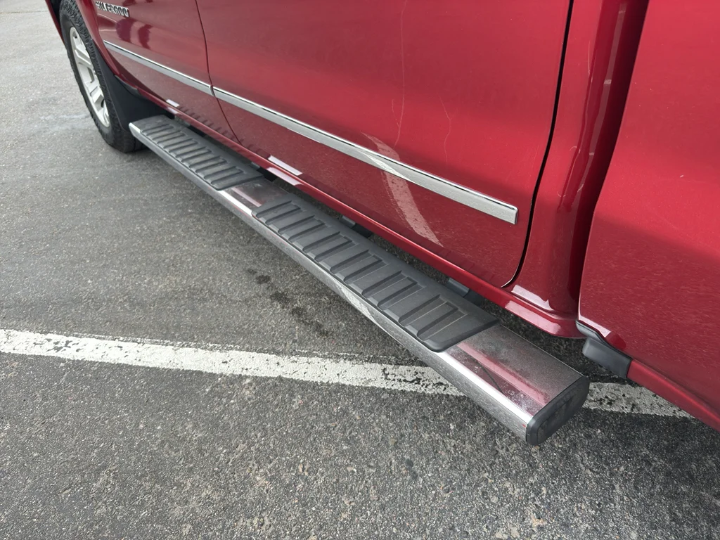 Used 2018 Cajun Red Tintcoat Chevrolet LTZ image 36