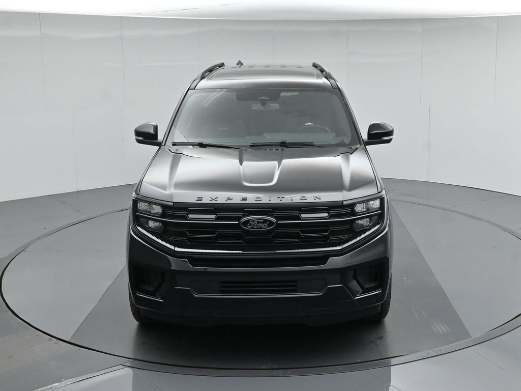 New 2026 Agate Black Metallic Ford Platinum image 39