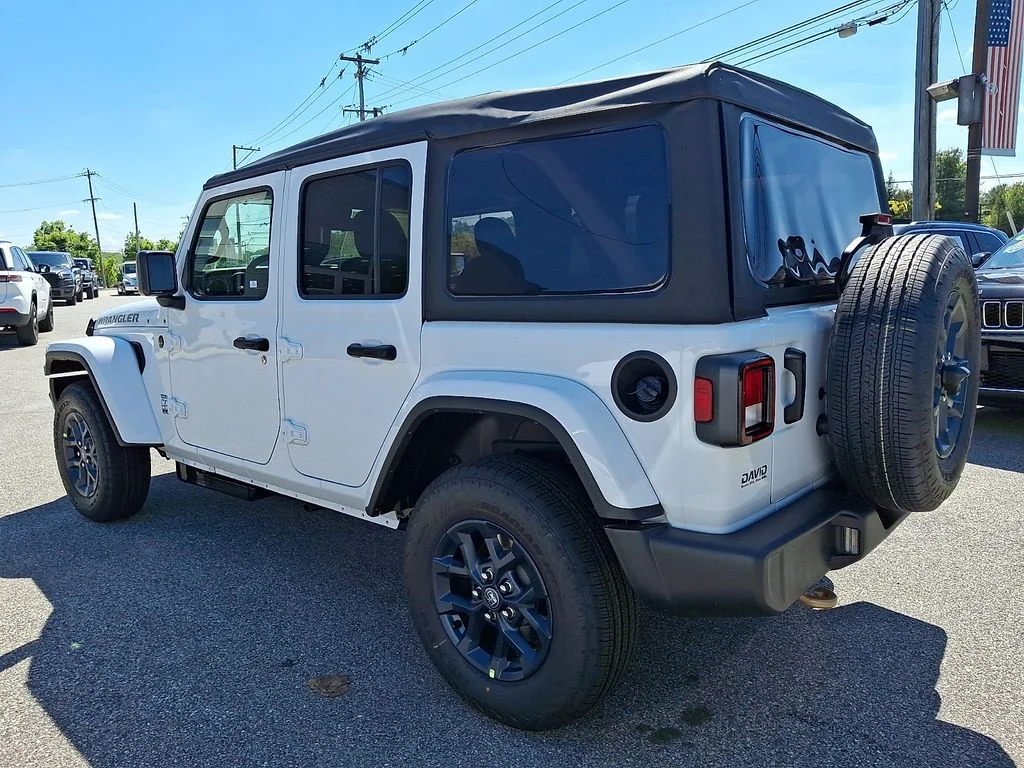 New 2026 Bright White Clear-Coat Exterior Paint Jeep  image 3
