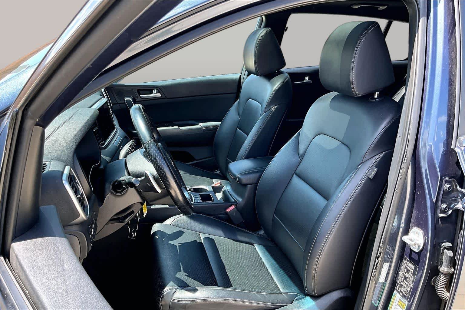 Certified Used 2022 Pacific Blue Kia Nightfall image 8