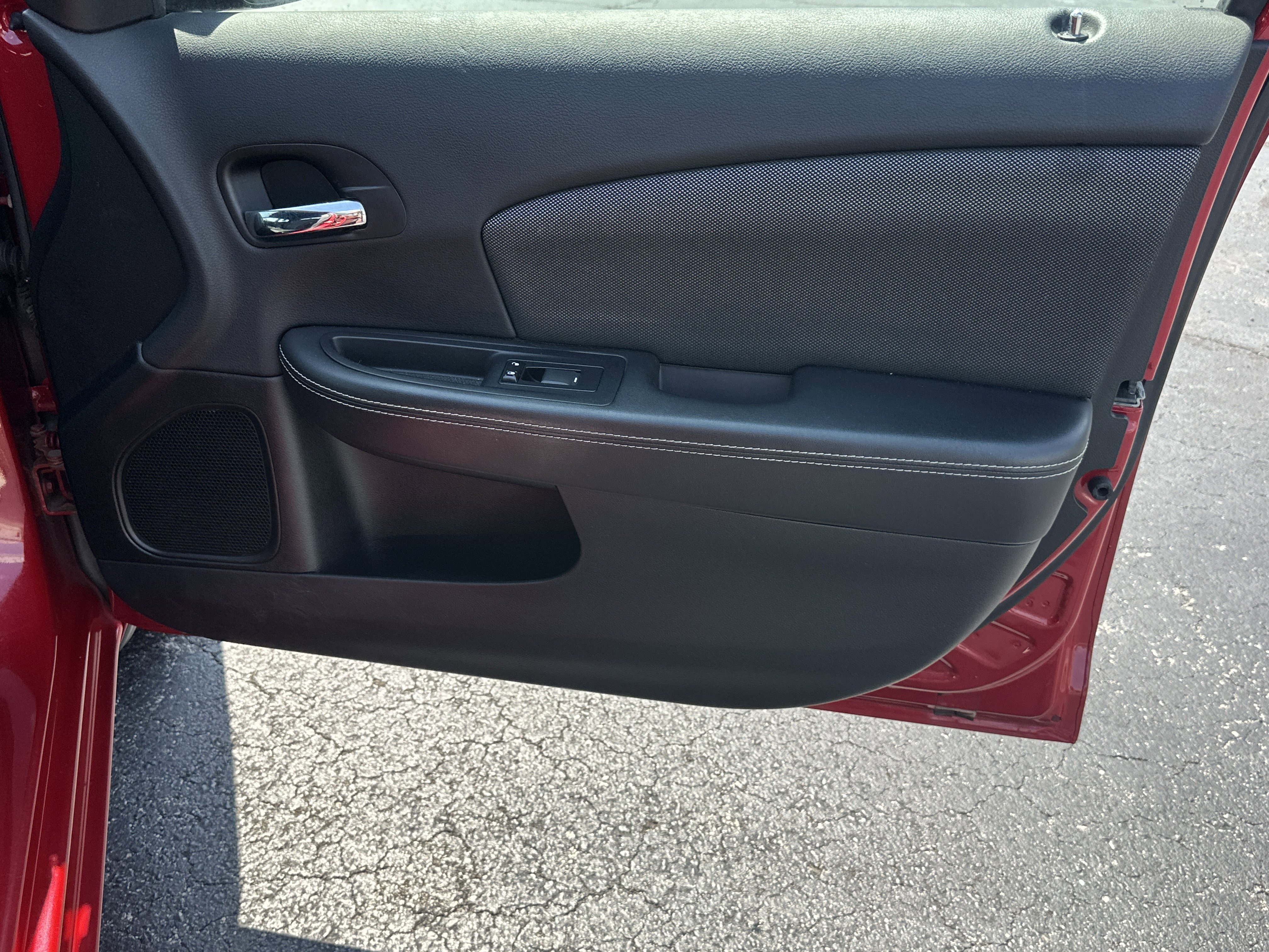 Used 2013 Redline 2-Coat Pearl Dodge SXT image 15