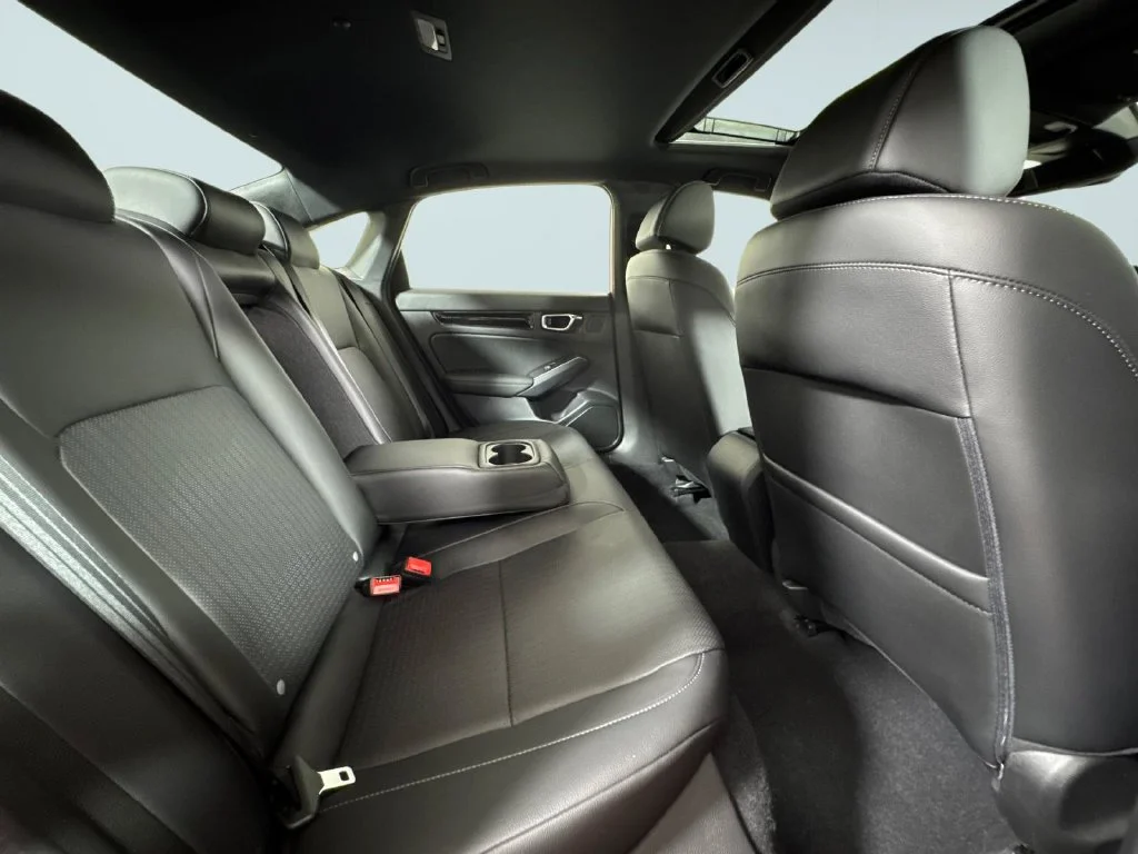 2025 Honda Civic Sport Touring - Photo 14