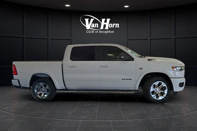 New 2026 Bright White Clear-Coat Exterior Paint RAM Big Horn/Lone Star image 8