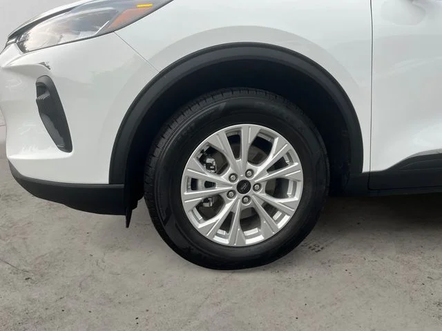 Used 2025 White Ford Active image 14