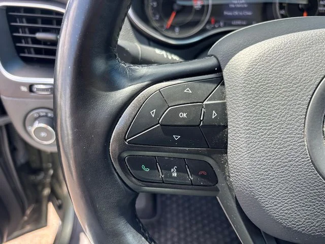 Used 2021 Green Jeep Trailhawk image 20