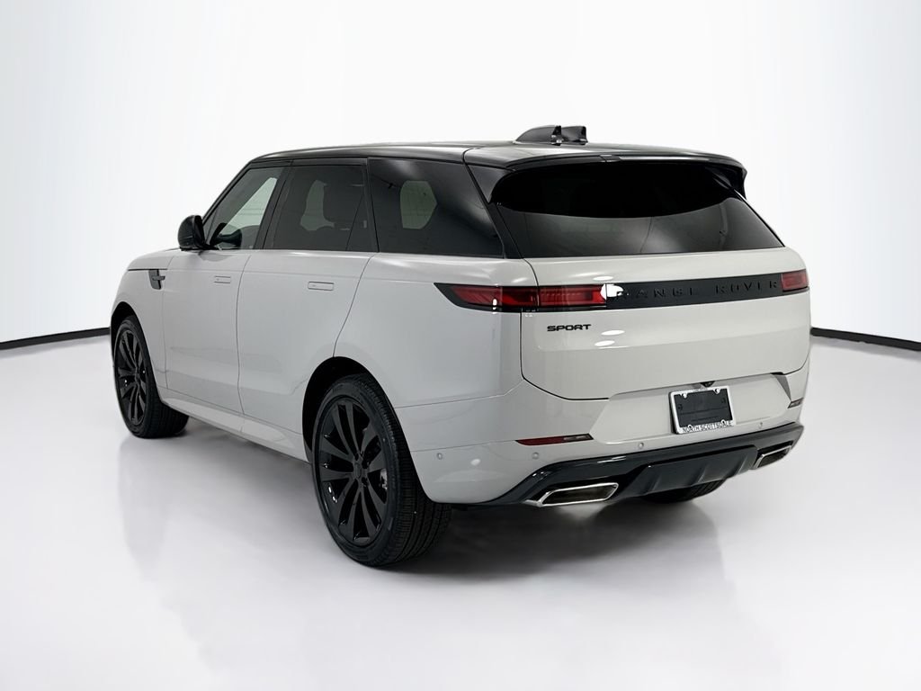 New 2026 Borasco Grey Land Rover Dynamic SE image 7