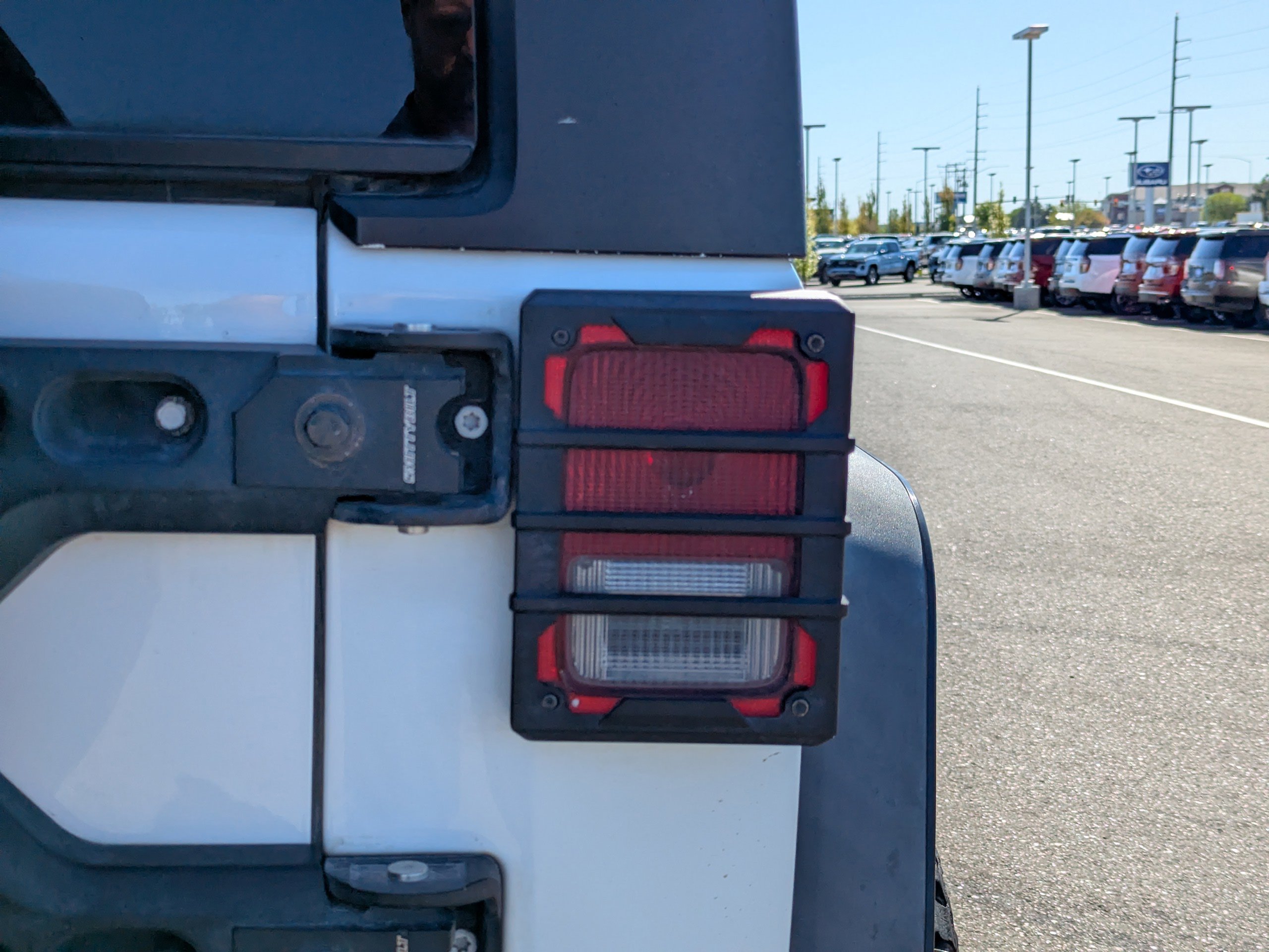 Used 2016 White Jeep Rubicon image 42