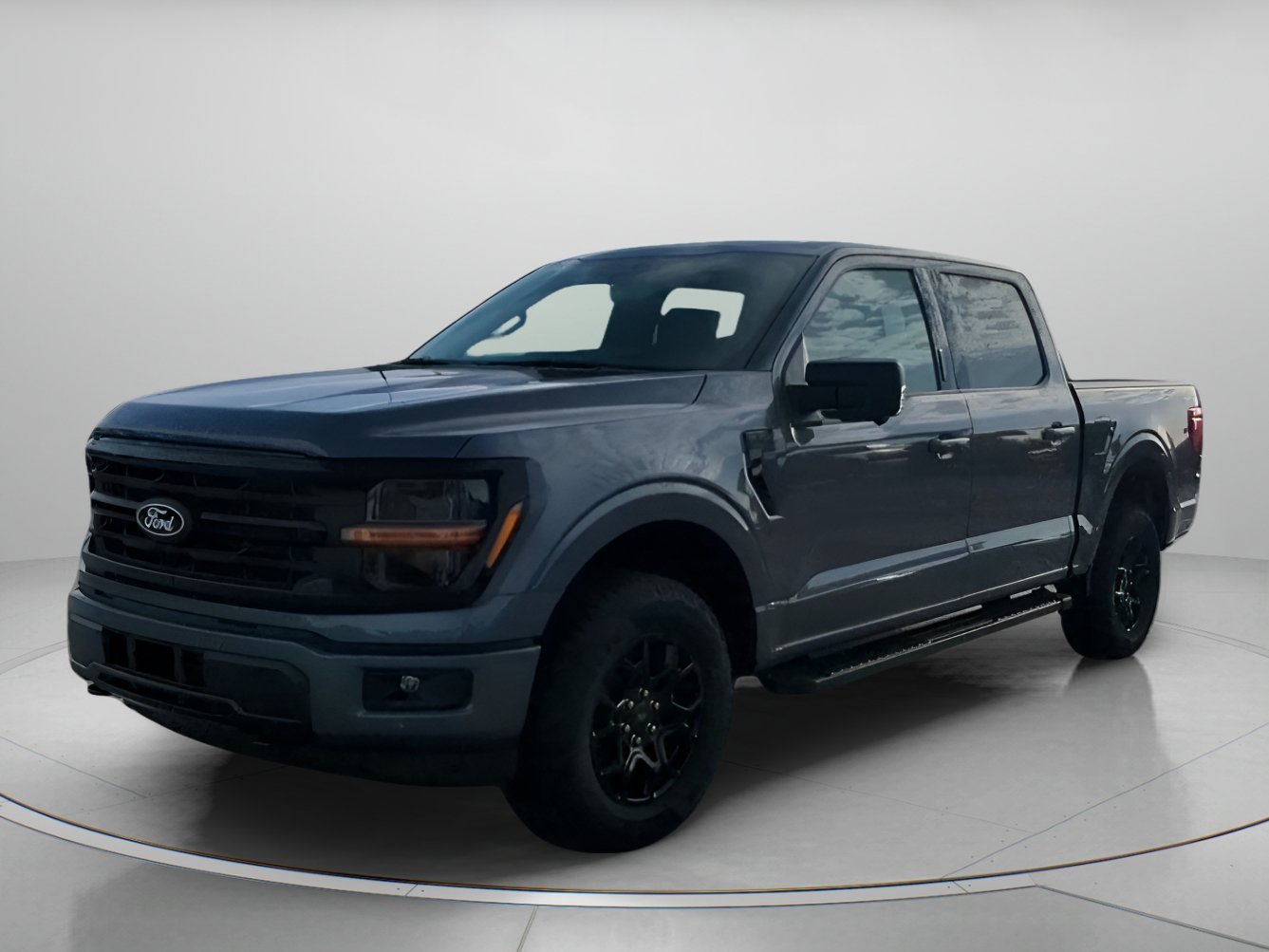 New 2026 Carbonized Gray Metallic Ford XLT image 6