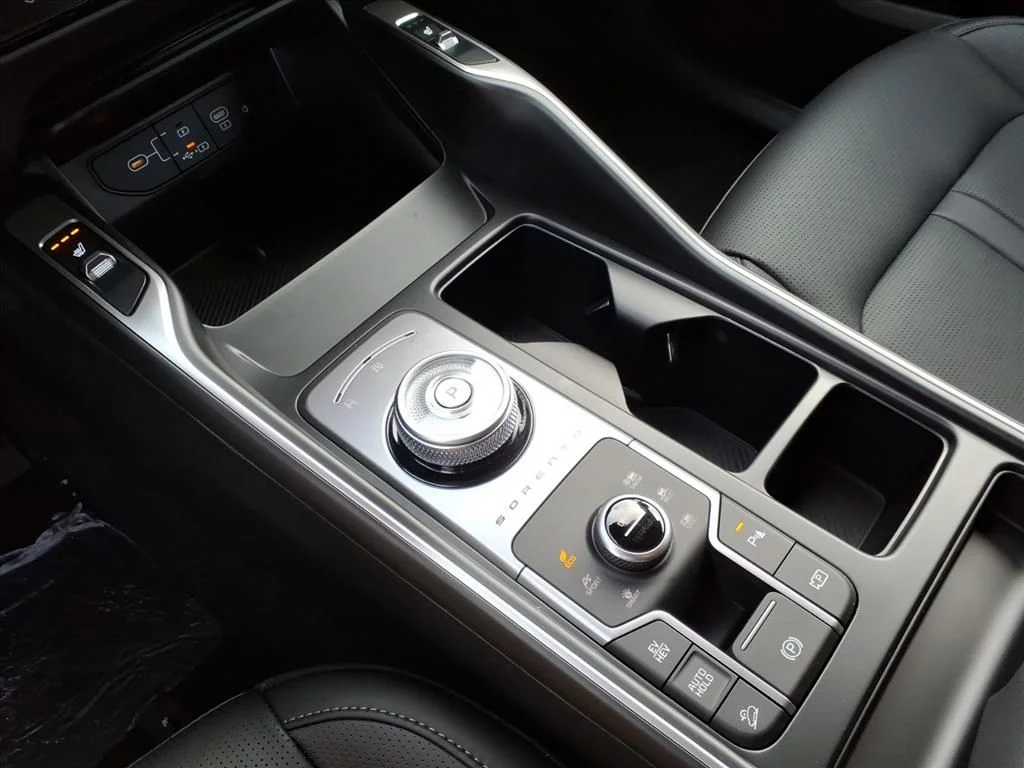2026 Kia Sorento EX PHEV - Photo 13
